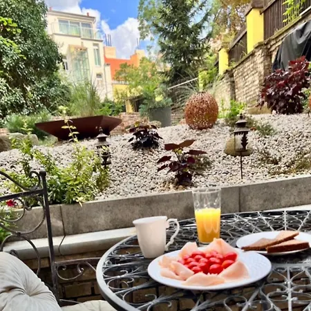 Amazing Flat With Garden, Vinohrady Near Center Apartment Prag