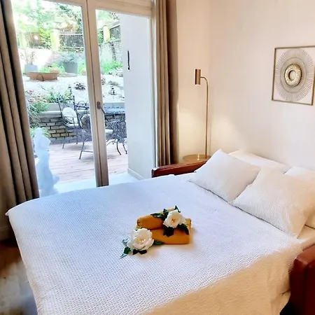Apartment Amazing Flat With Garden, Vinohrady Near Center Prag